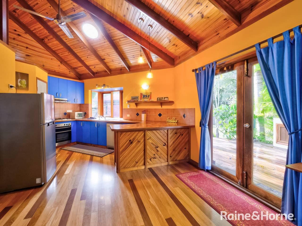 20 Ries Road, Toogoom QLD 4655, Image 2