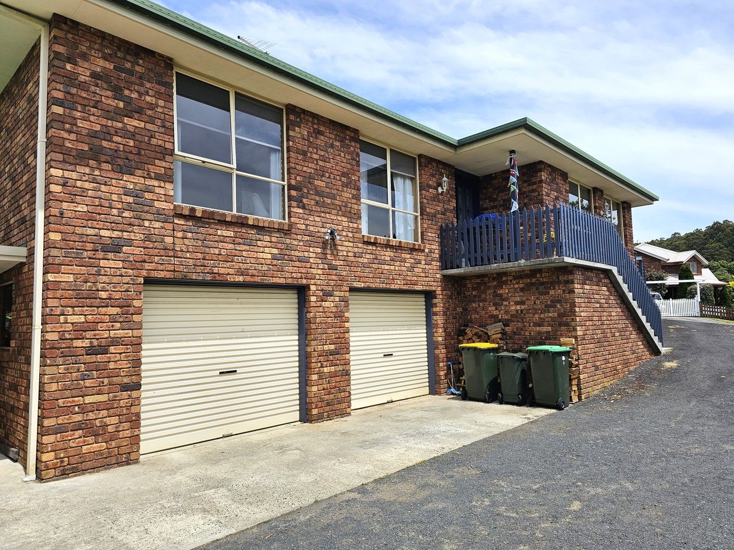 3 bedrooms House in 3 Fairway Dr PENGUIN TAS, 7316