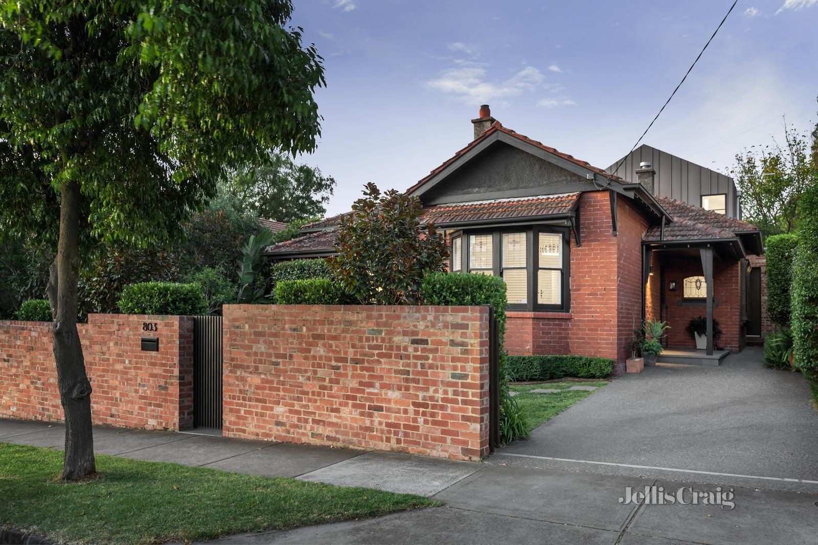 4 bedrooms House in 803 Burwood Road HAWTHORN EAST VIC, 3123