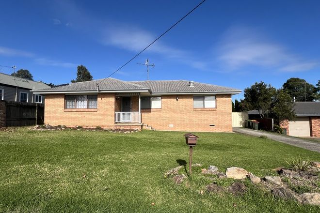 Picture of 29 Russel Street, THE OAKS NSW 2570