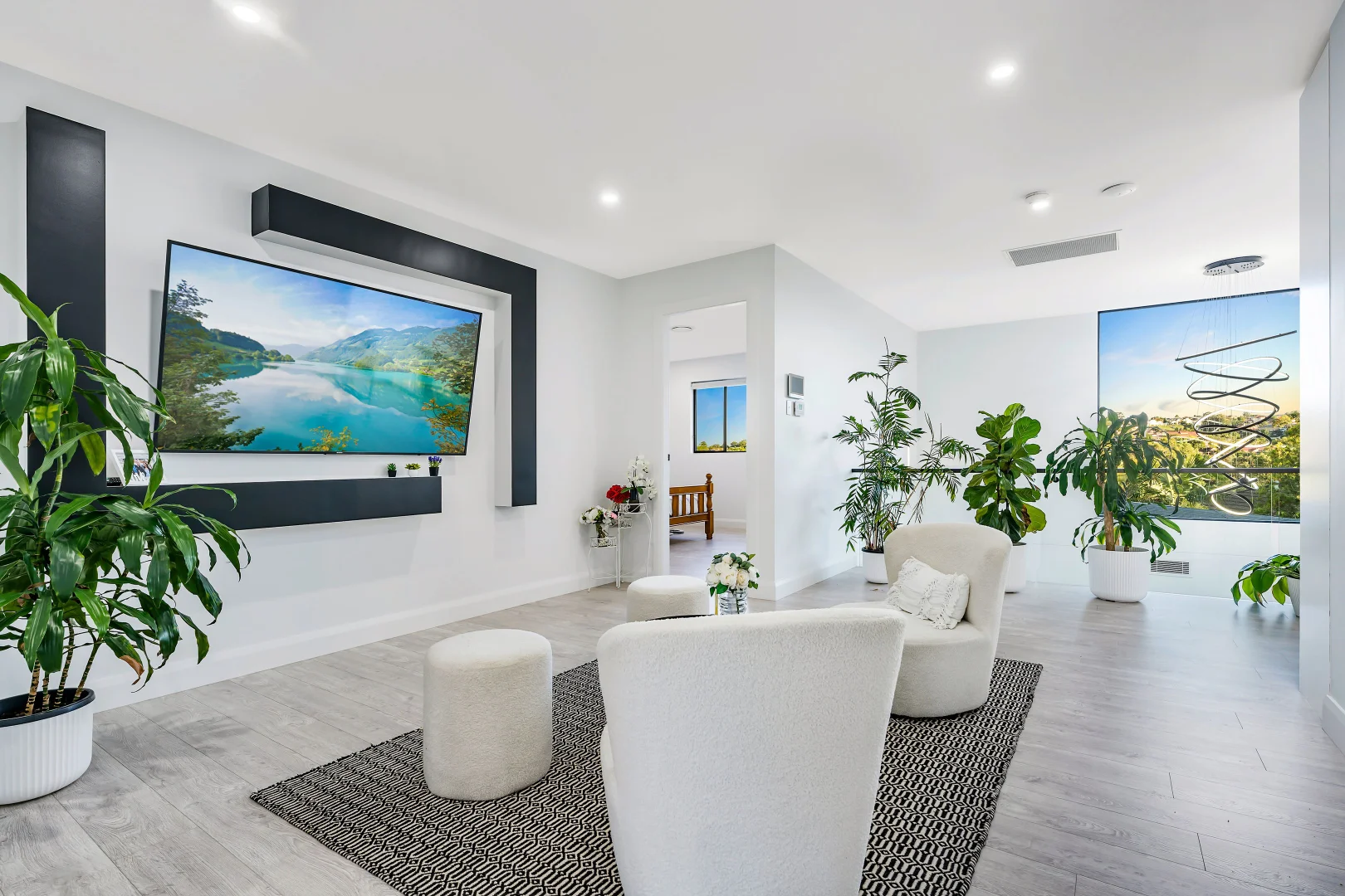 Additional image 18 of 8 Figtree Crescent, Glen Alpine NSW 2560