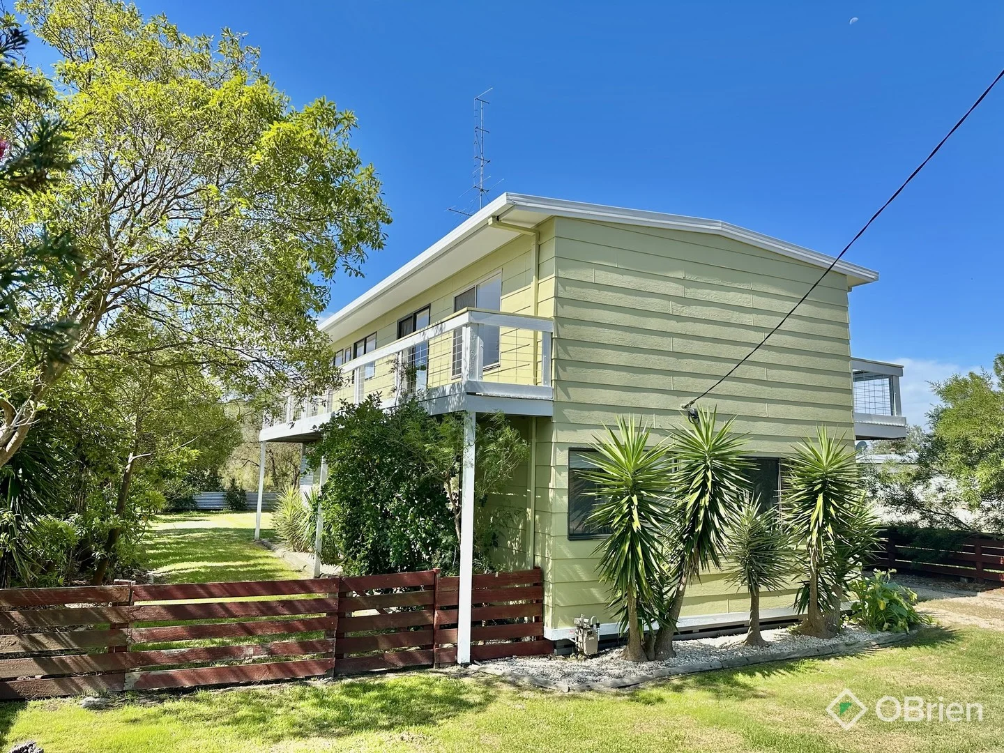 149 Bay Road, Eagle Point VIC 3878