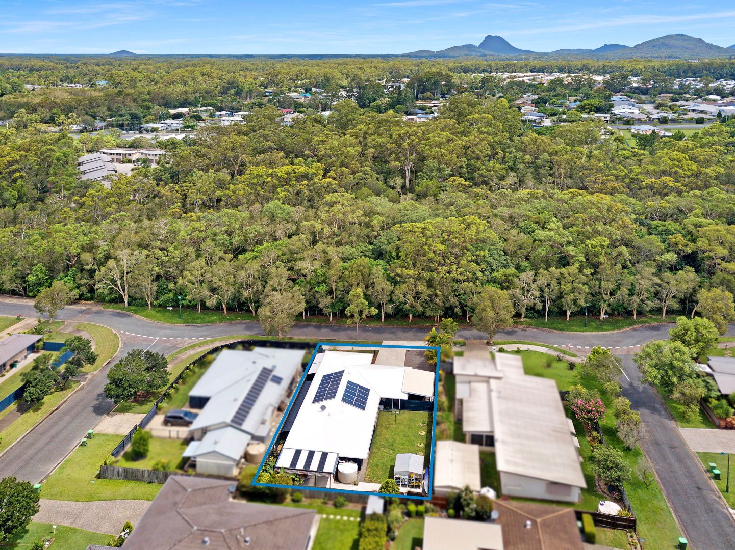 11 Parkside Drive, Beerwah QLD 4519, Image 2