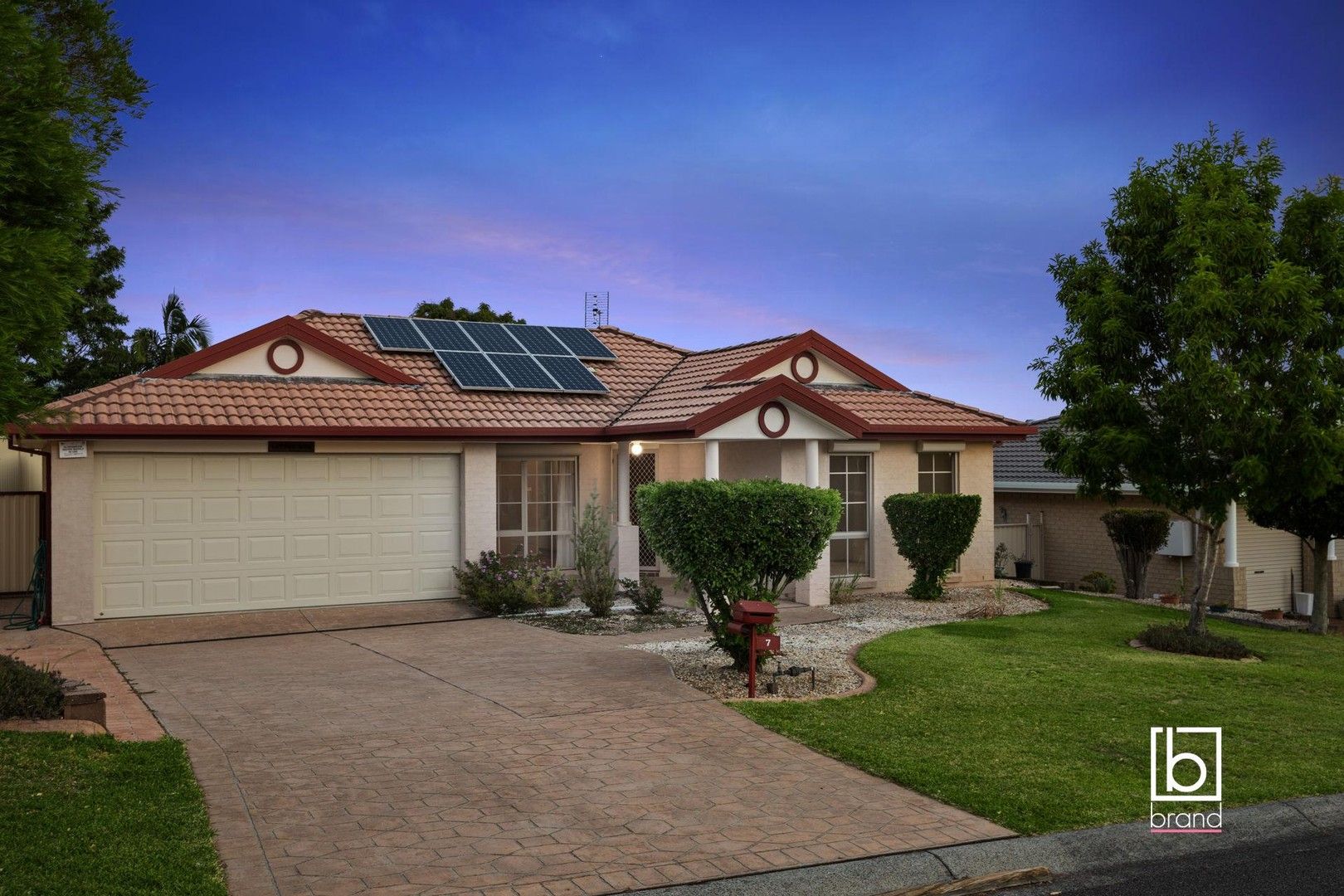 3 bedrooms House in 7 Belyando Crescent BLUE HAVEN NSW, 2262
