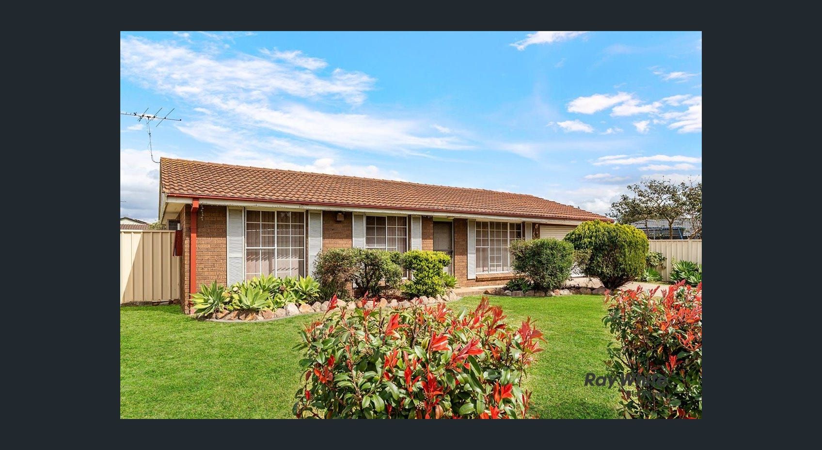 3 bedrooms House in 131 Tambaroora Crescent MARAYONG NSW, 2148