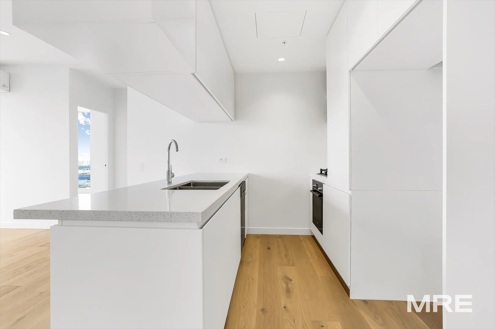 Additional image 3 of 1308/253-273 Normanby Road, South Melbourne VIC 3205