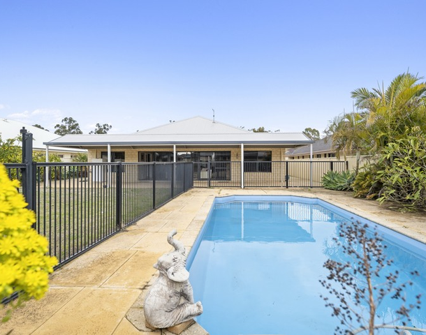 52 Midsummer Circle, Pinjarra WA 6208