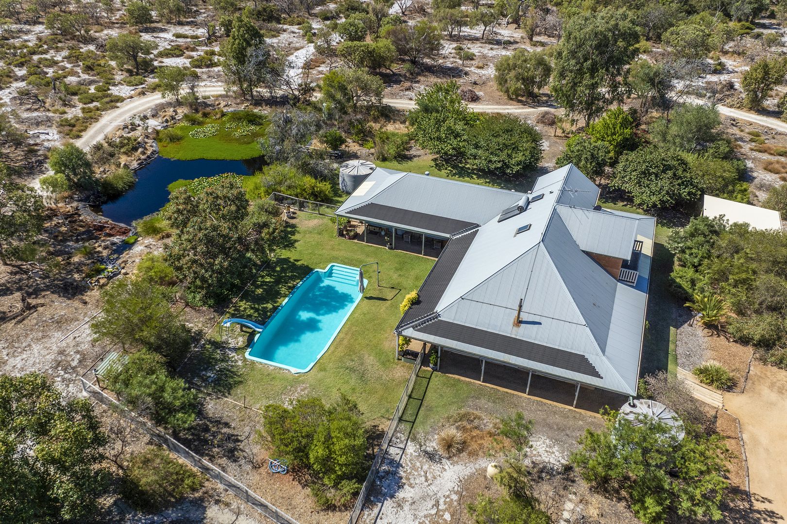 115 Old West Road, Bullsbrook WA 6084, Image 2