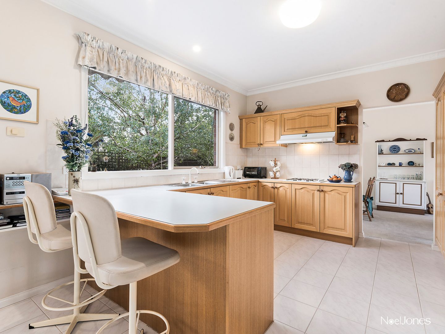 2/27 Stanley Grove, Blackburn VIC 3130, Image 2