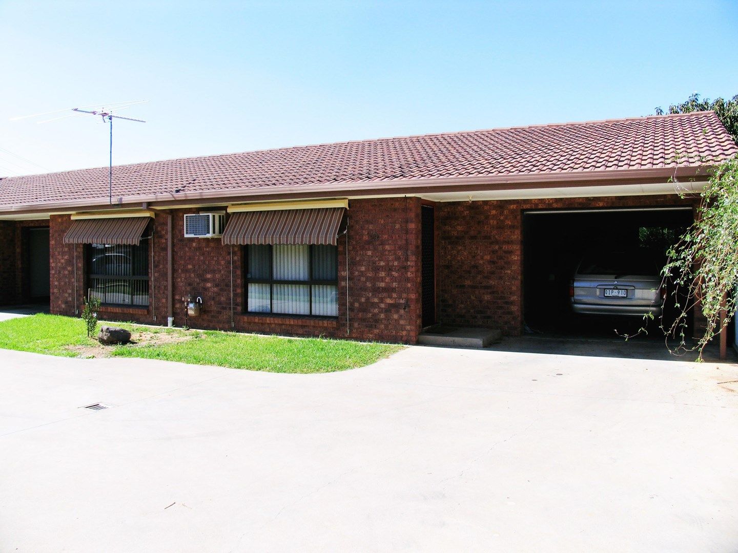 Unit 3/9-11 Nixon St, Corowa NSW 2646, Image 0