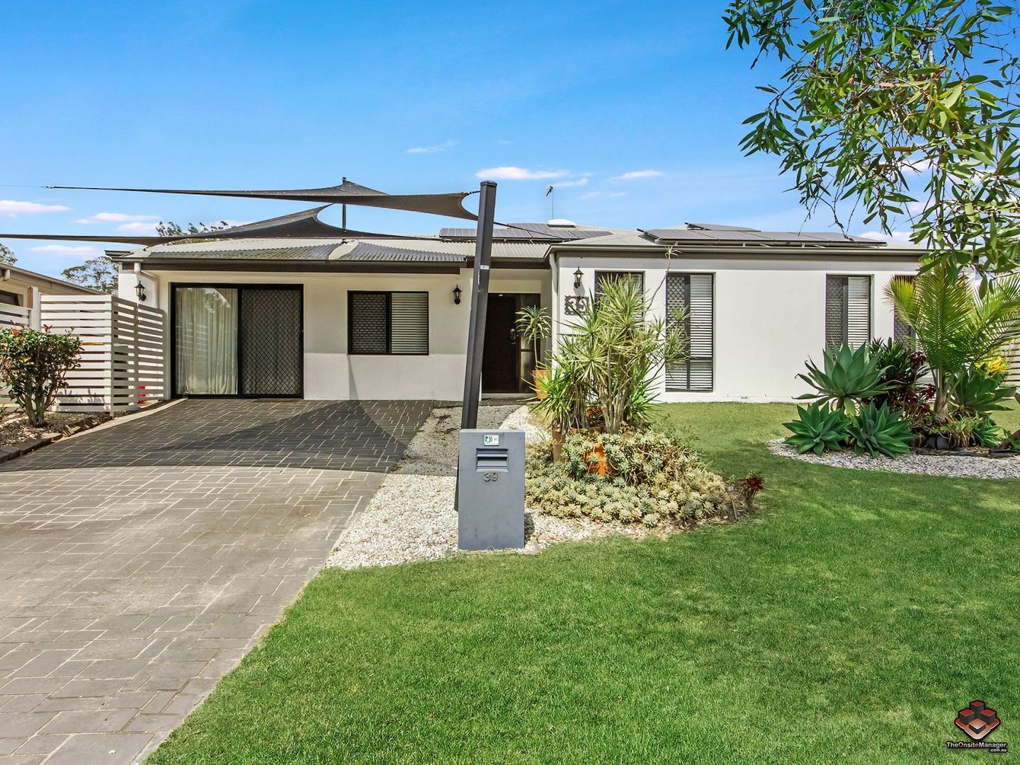 39 Cobb And Co Drive, Oxenford Property History & Address Research