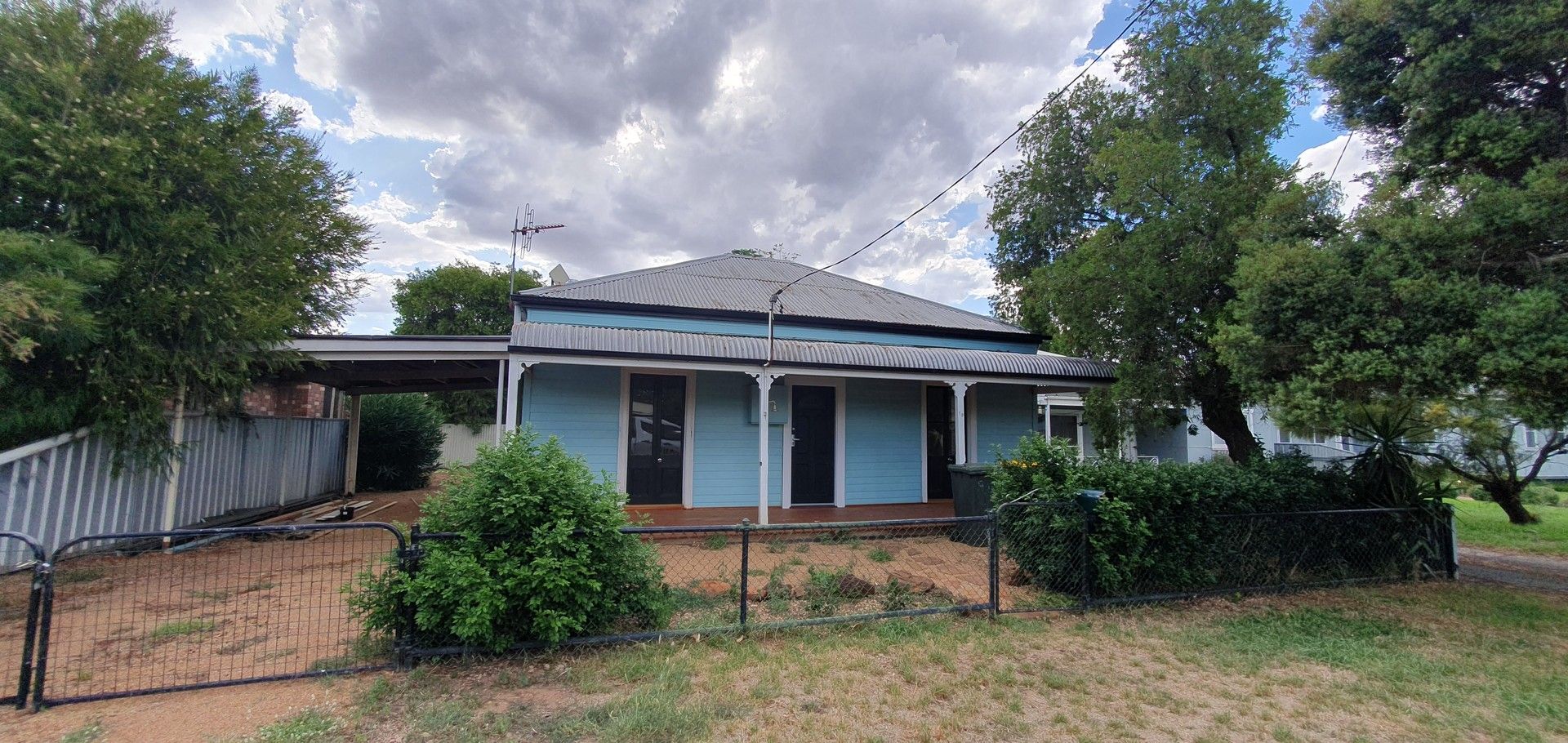 19 Raymond Street, Gilgandra NSW 2827 House For Rent 350 Domain