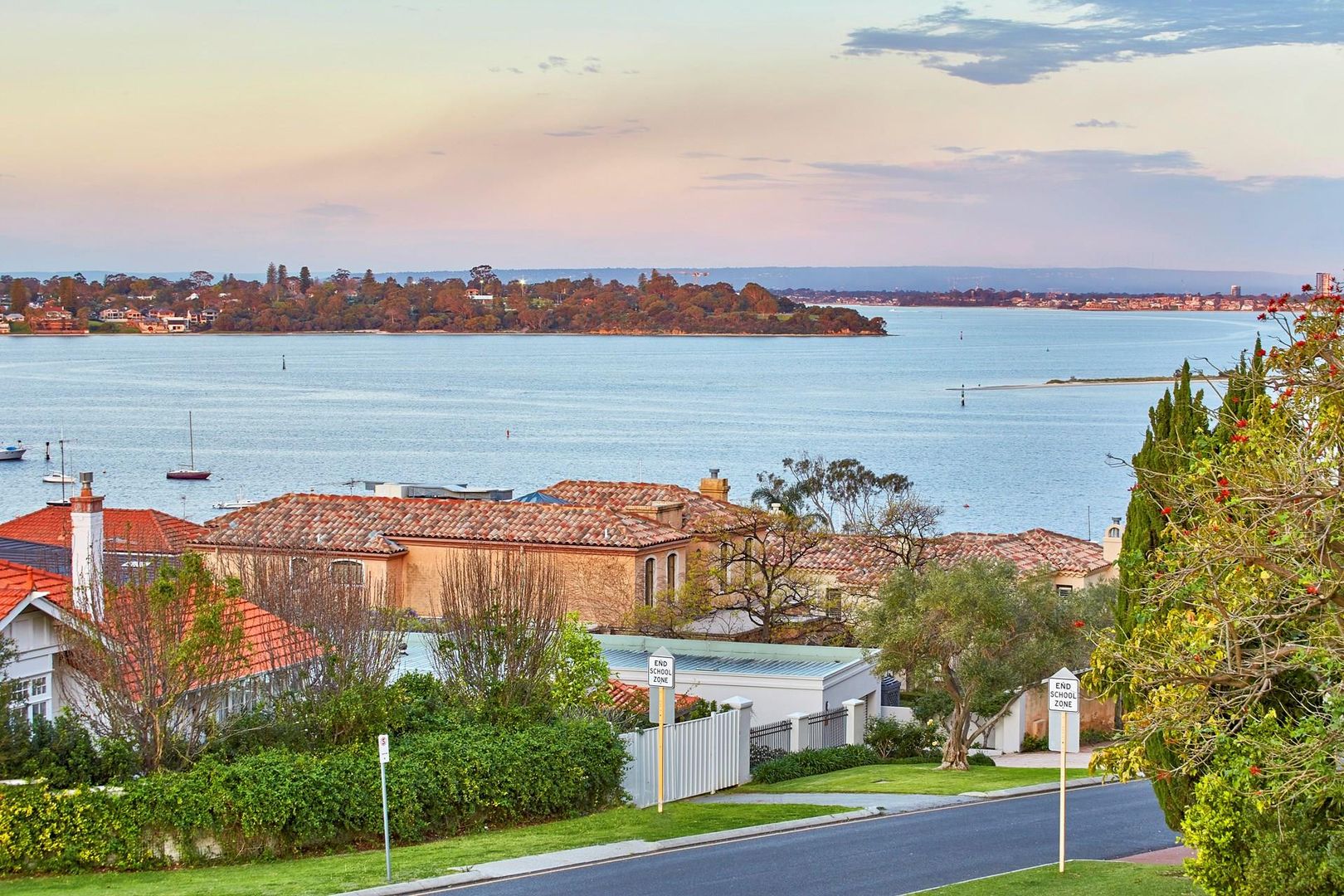 28 Bay View Terrace, Mosman Park WA 6012, Image 2