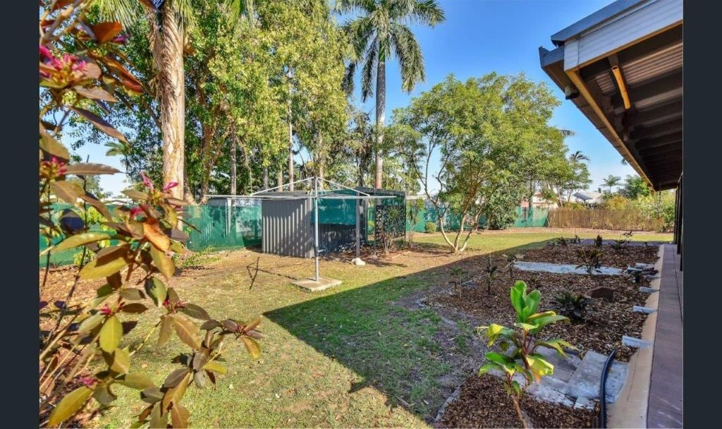 7 Granites Drive, Rosebery NT 0832, Image 2