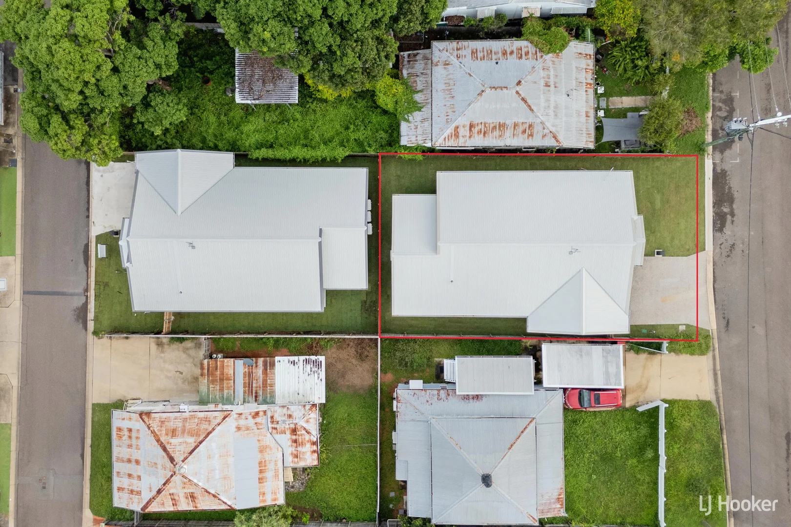 Additional image 18 of 4 Greenslade Street, West End QLD 4810