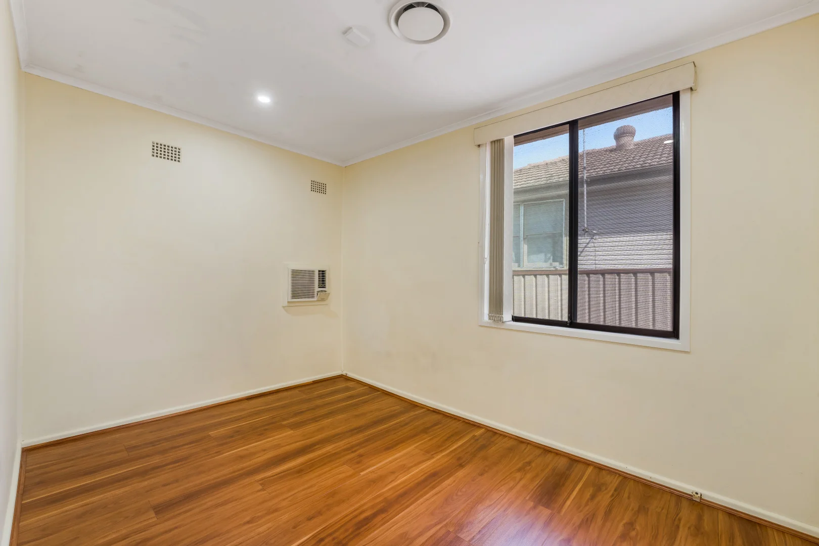 Additional image 10 of 8 & 8a Clingan Avenue, Lurnea NSW 2170