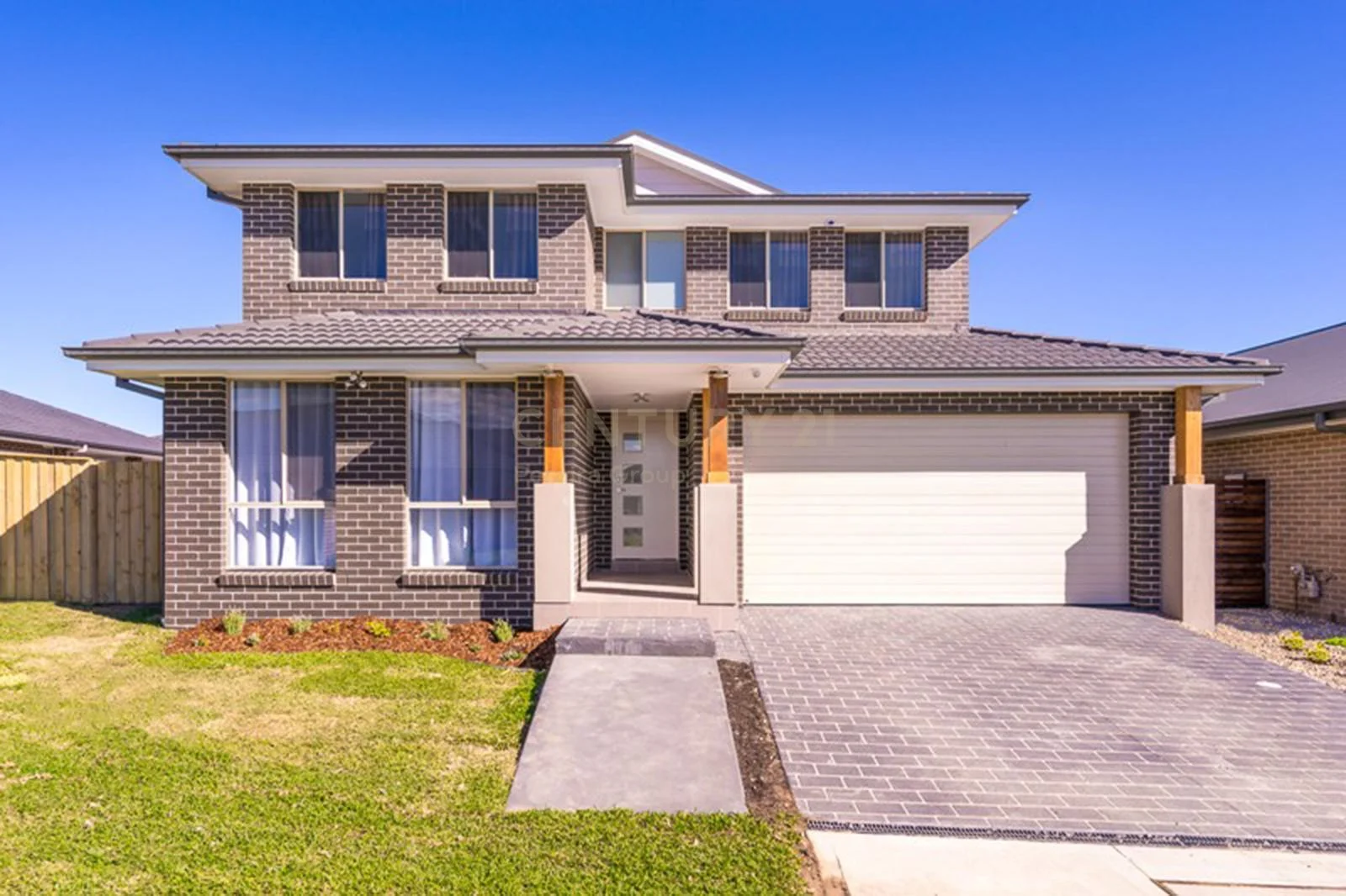 24 Richards Loop, Oran Park NSW 2570