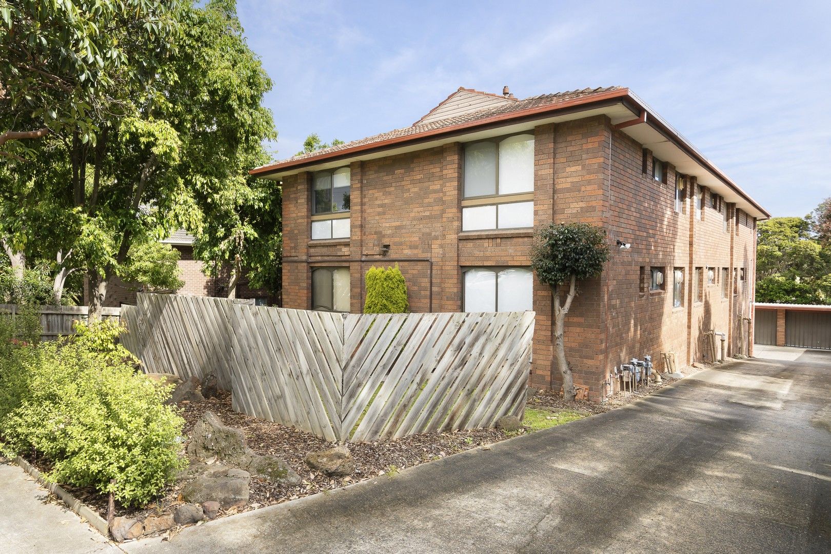 2 bedrooms Apartment / Unit / Flat in 3/23 Firth Street DONCASTER VIC, 3108