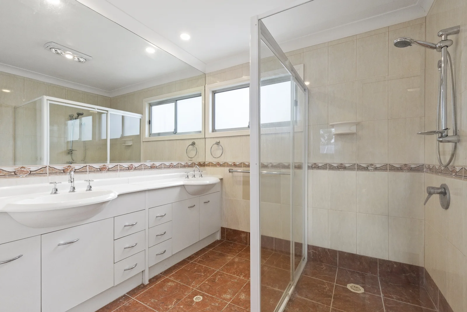 Additional image 11 of 100 Ashmore Road, Bundall QLD 4217