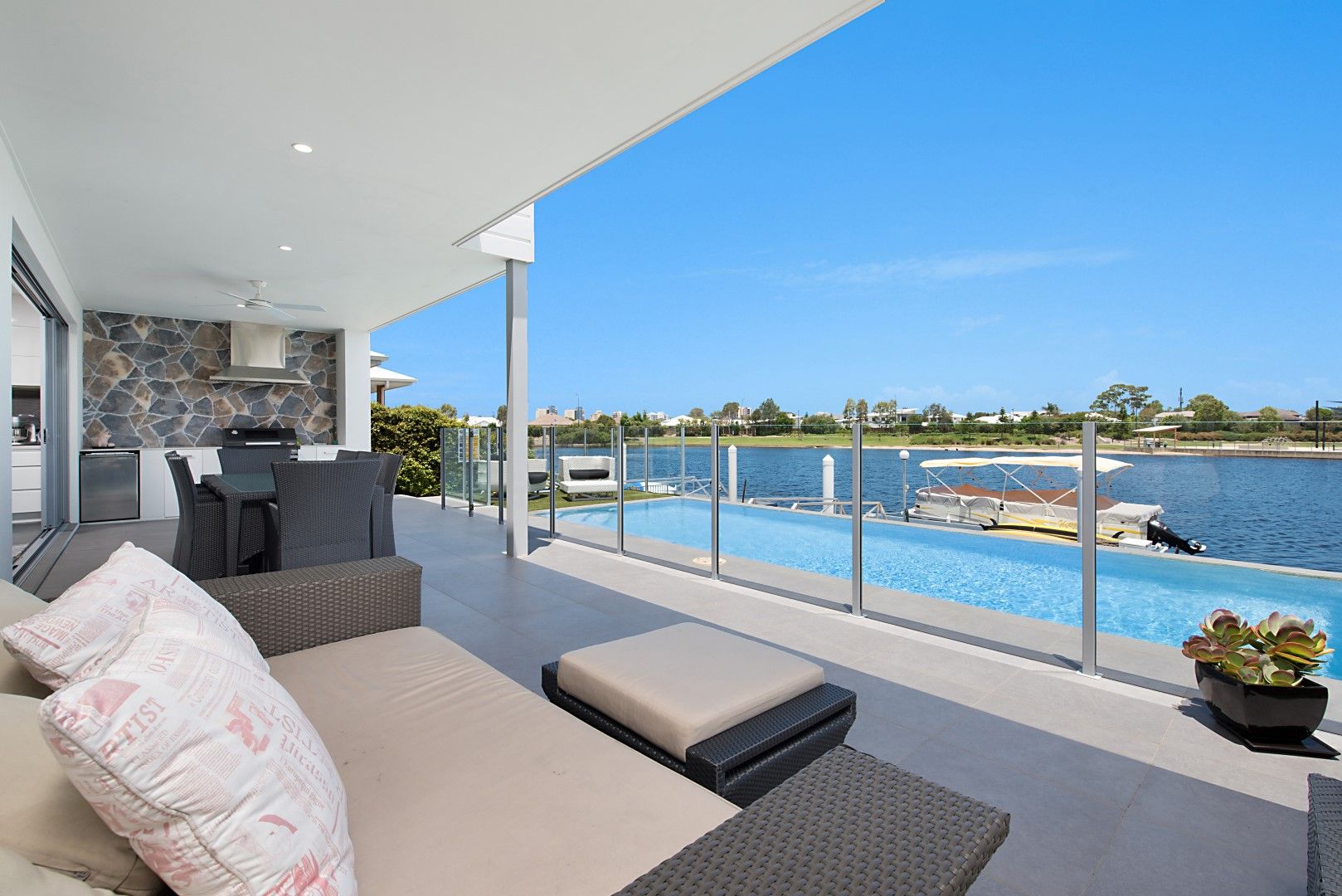 66 The Passage , Pelican Waters QLD 4551