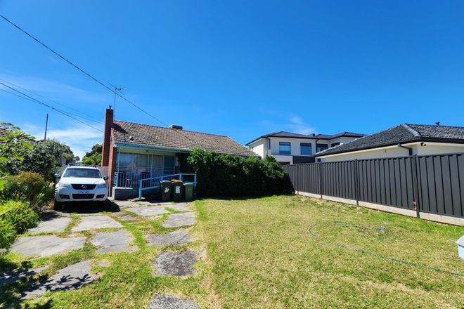 Picture of 44 HALES CRESCENT, JACANA VIC 3047