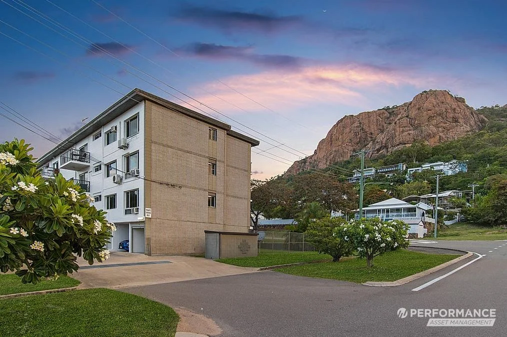 11/1 Burke Street, North Ward QLD 4810