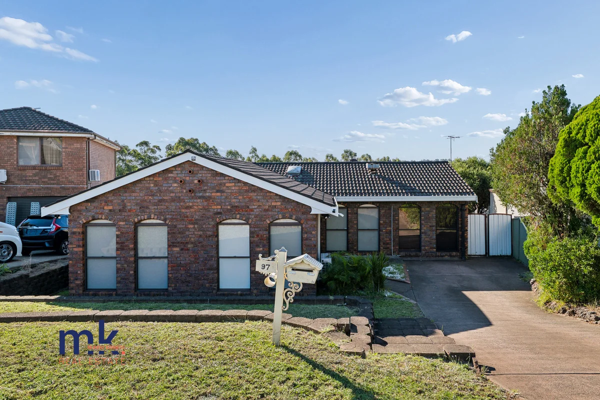 97 Stornoway Avenue, St Andrews NSW 2566