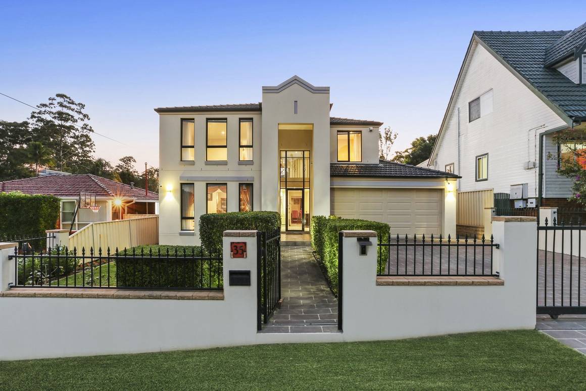 Picture of 35 Pines Parade, GYMEA NSW 2227
