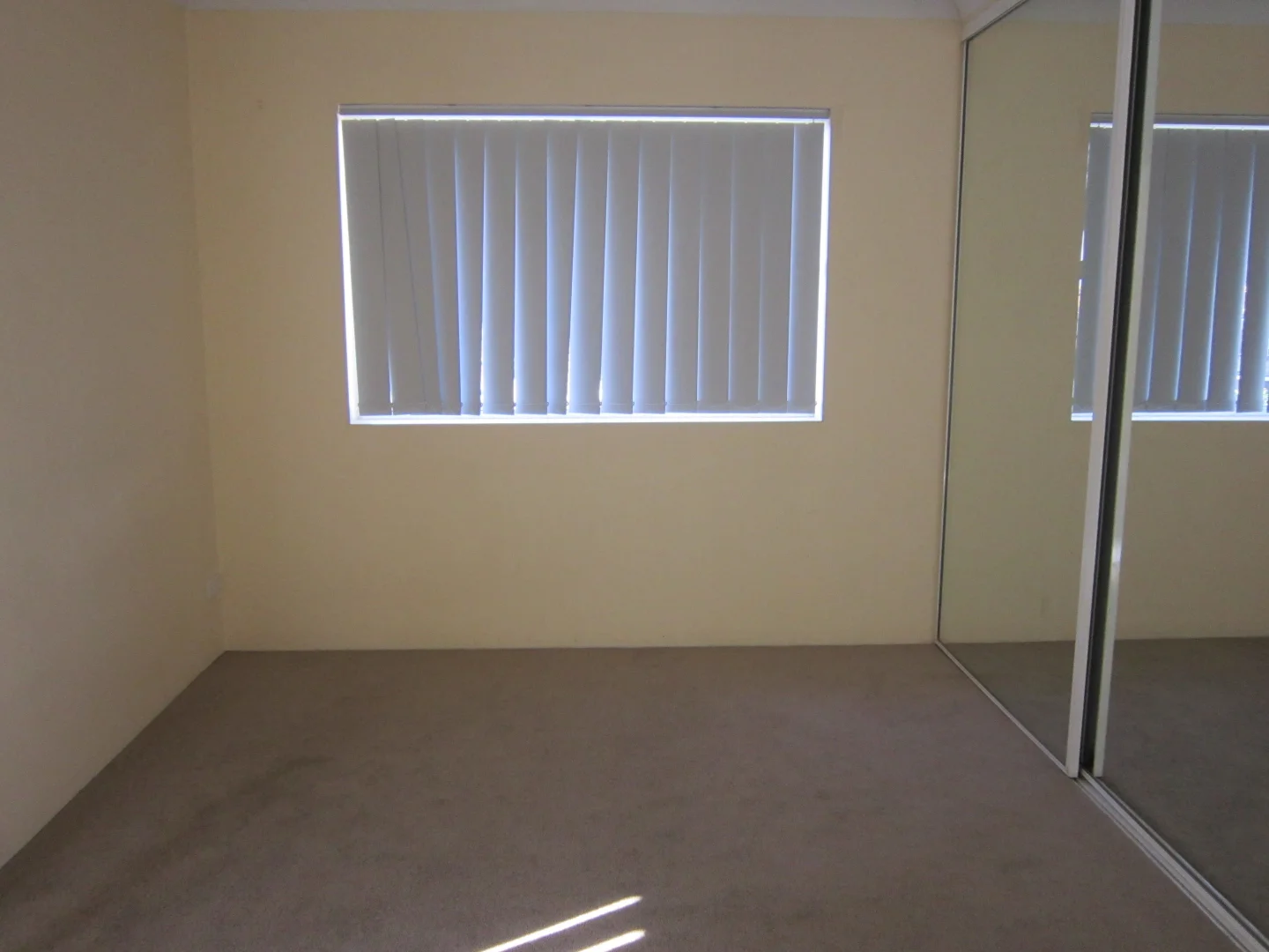 Additional image 5 of 2/237 Cavendish Road, Coorparoo QLD 4151