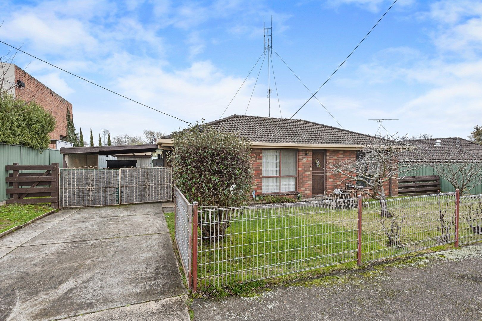 2 bedrooms House in 903 Lydiard St N BALLARAT NORTH VIC, 3350