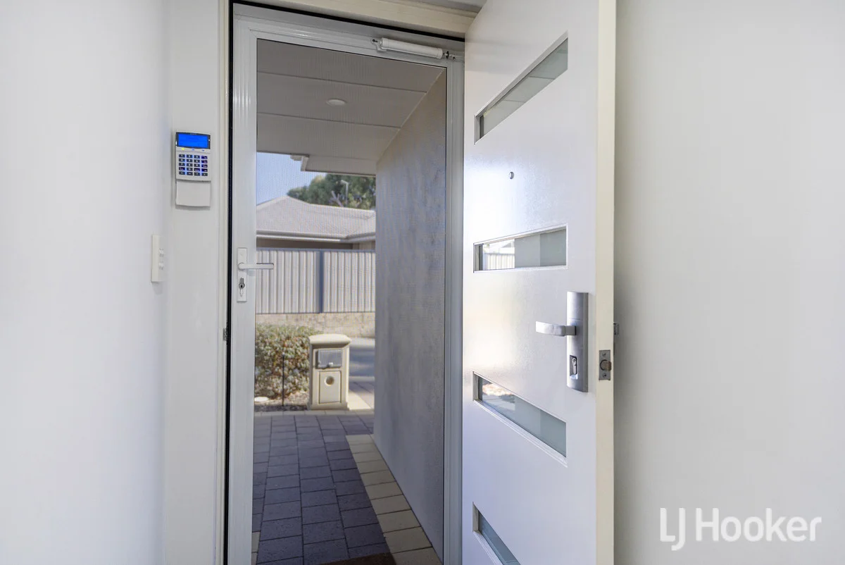 Additional image 11 of 18 Galveston Court, Meadow Springs WA 6210