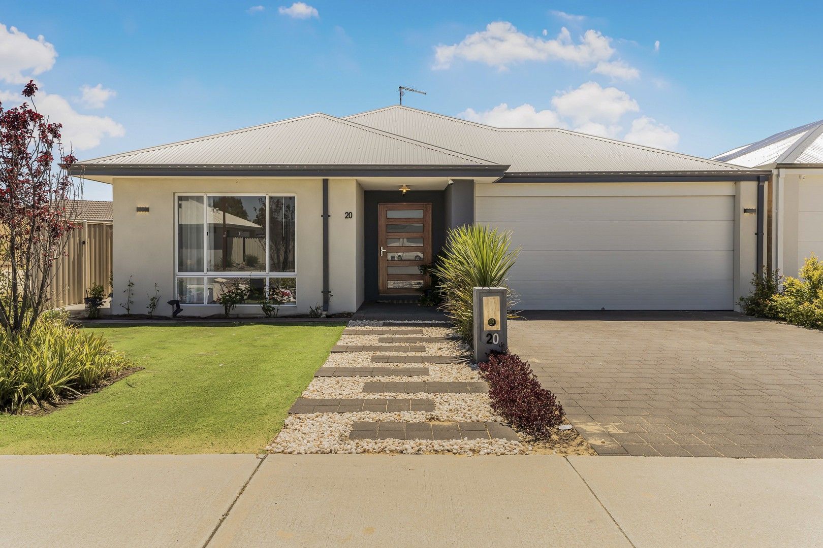 4 bedrooms House in 20 Liffey Street CANNING VALE WA, 6155