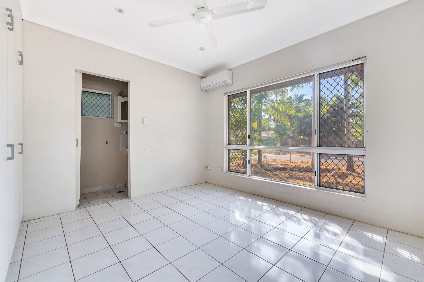 58 James Circuit, Woodroffe NT 0830, Image 2