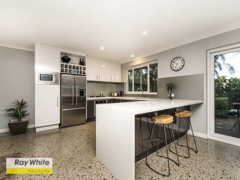 8 Tregenna Place, Gooseberry Hill WA 6076, Image 1