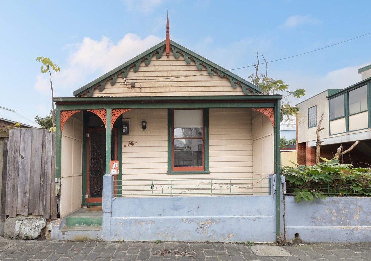 3 bedrooms House in 14 Birdsall Place CARLTON NORTH VIC, 3054