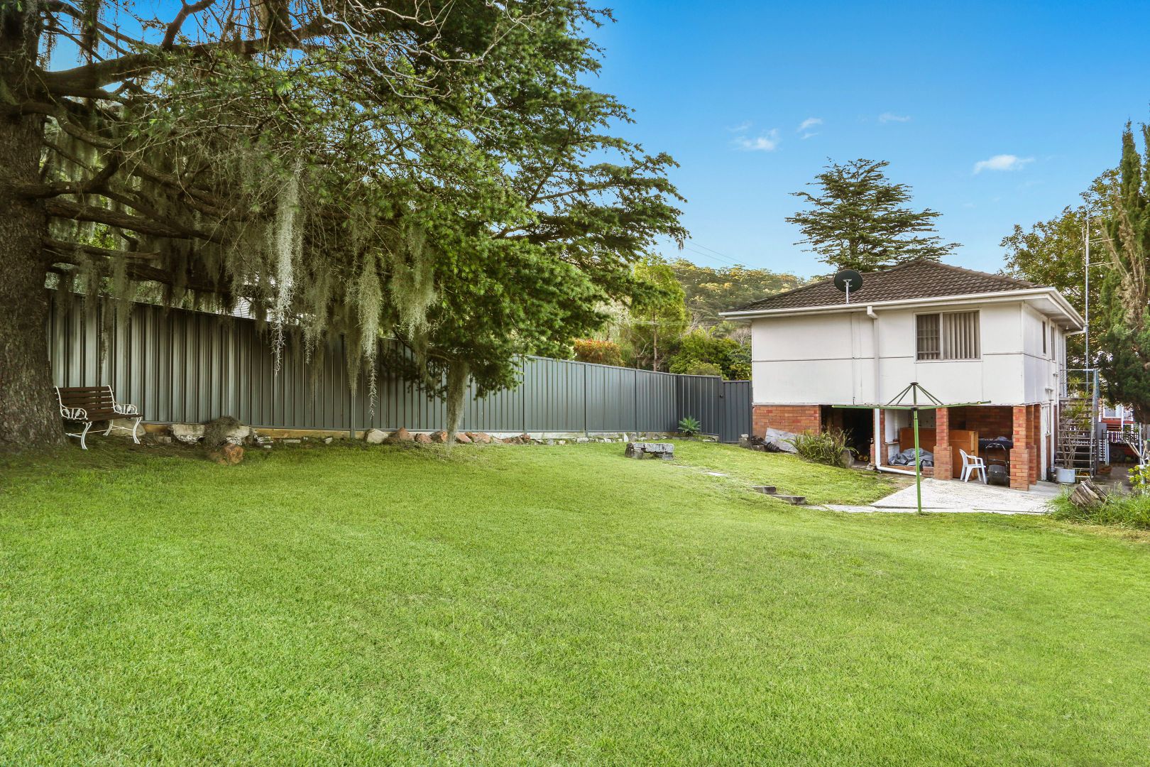 14 Talinga Avenue, Point Clare NSW 2250, Image 2