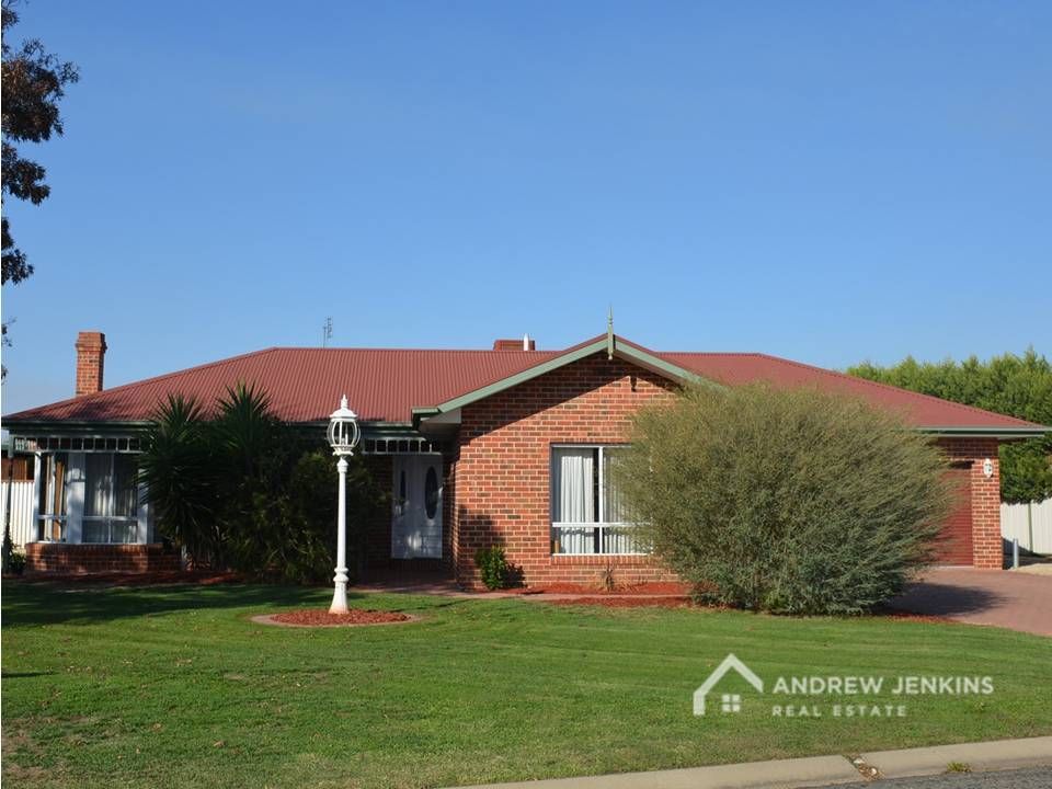 3 Ingo Renner Dr, Tocumwal NSW 2714, Image 0