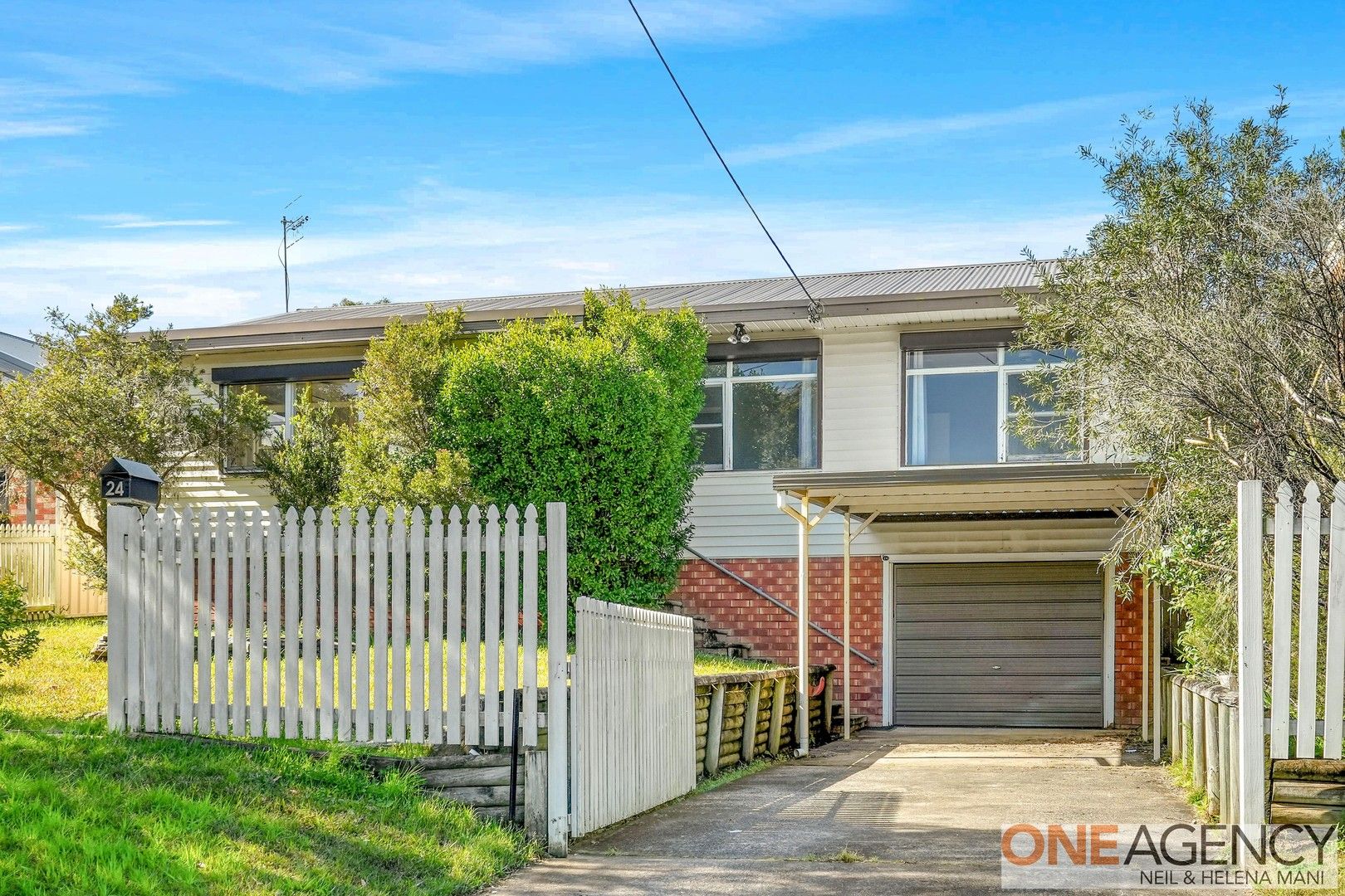 3 bedrooms House in 24 Carlyon Street KILLARNEY VALE NSW, 2261