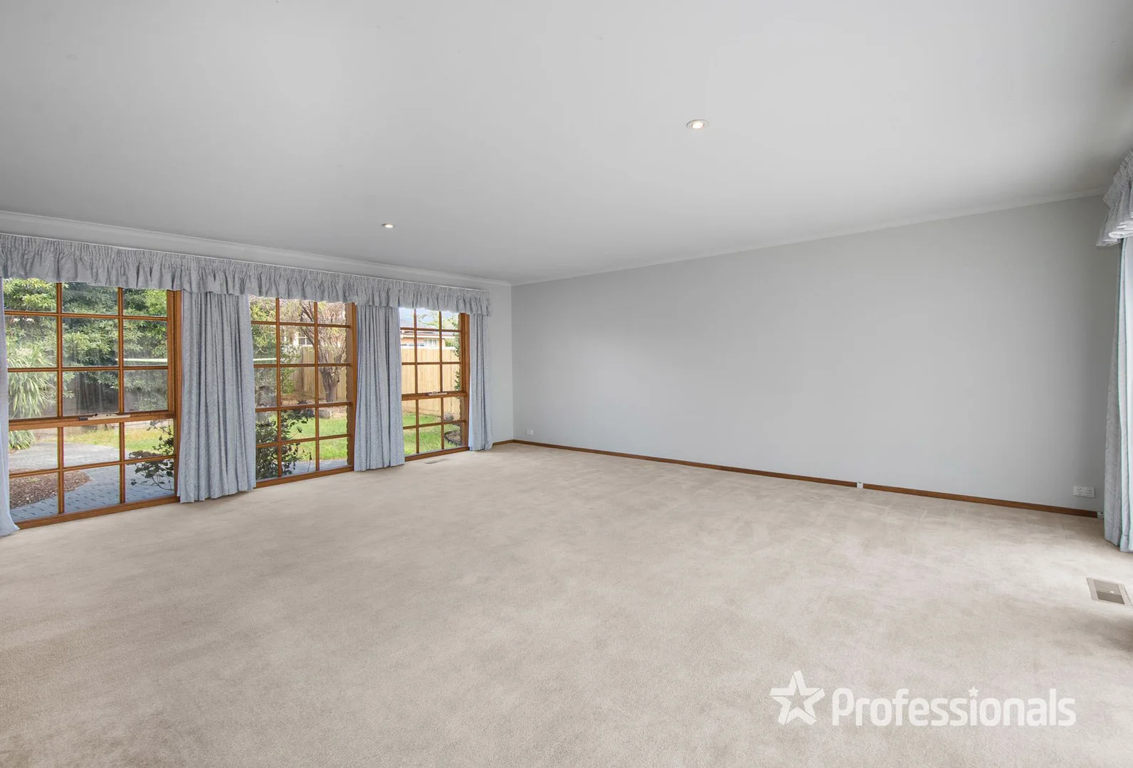 Additional image 8 of 25 Watersedge Close, Knoxfield VIC 3180
