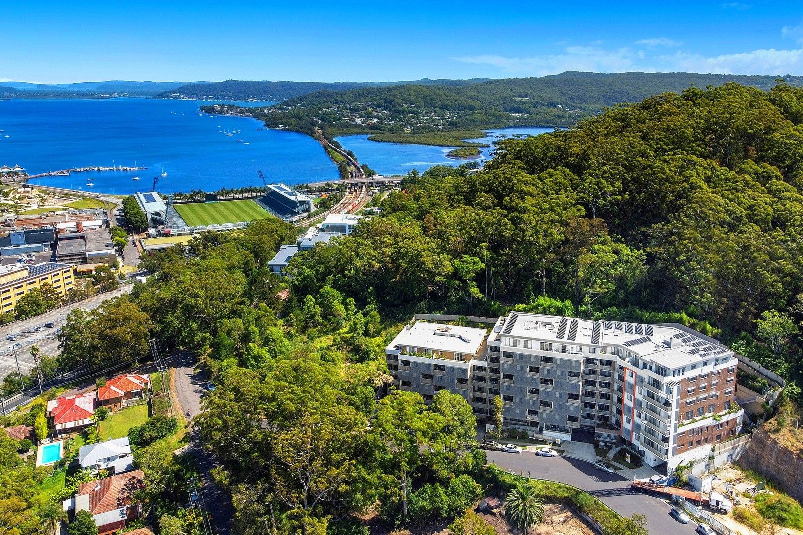 2 bedrooms Apartment / Unit / Flat in 94/6-16 Hargraves Street GOSFORD NSW, 2250