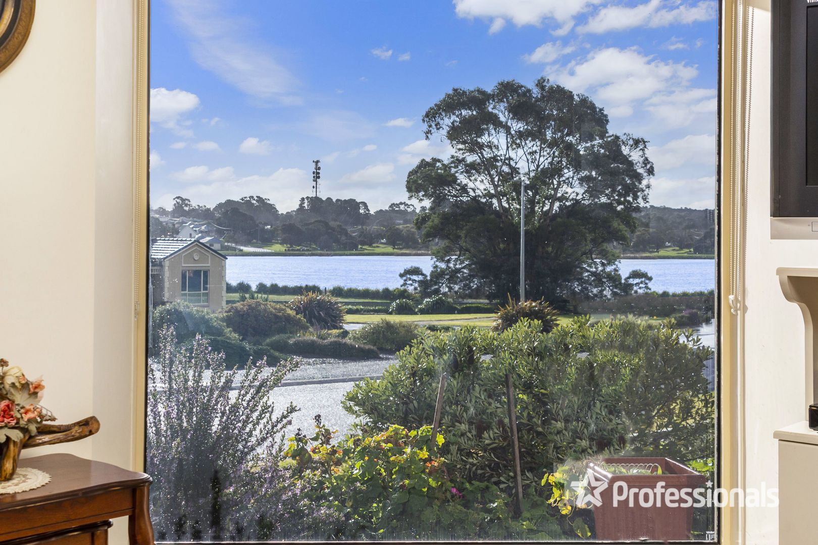 20 & 22 Lakeside Court, Hamilton VIC 3300, Image 1