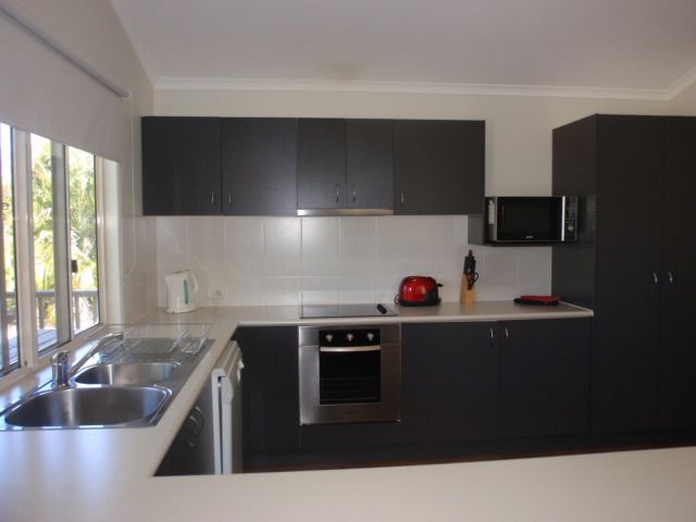 2 bedrooms Townhouse in 3/47 Gray Street EMERALD QLD, 4720