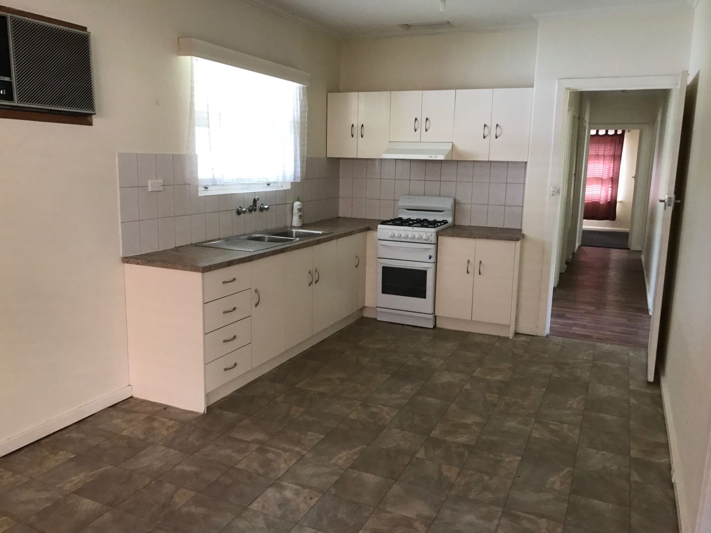 110 Lipsett Terrace, Brooklyn Park SA 5032 House For Rent 450 Domain