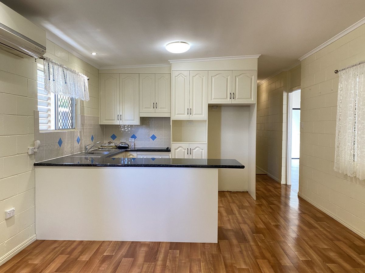 2 bedrooms Apartment / Unit / Flat in 2/269 Grubb Street KOONGAL QLD, 4701