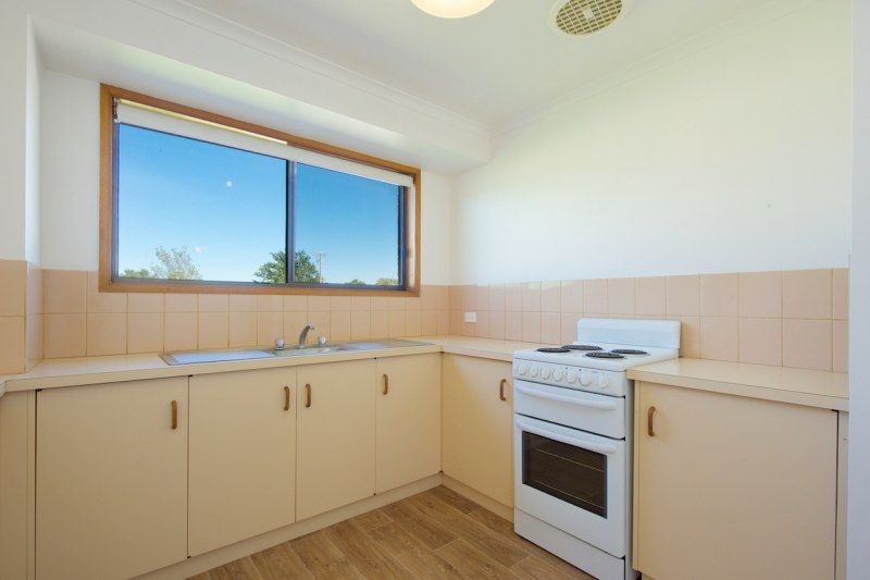 1/56 Albert Road, Chiltern VIC 3683, Image 2