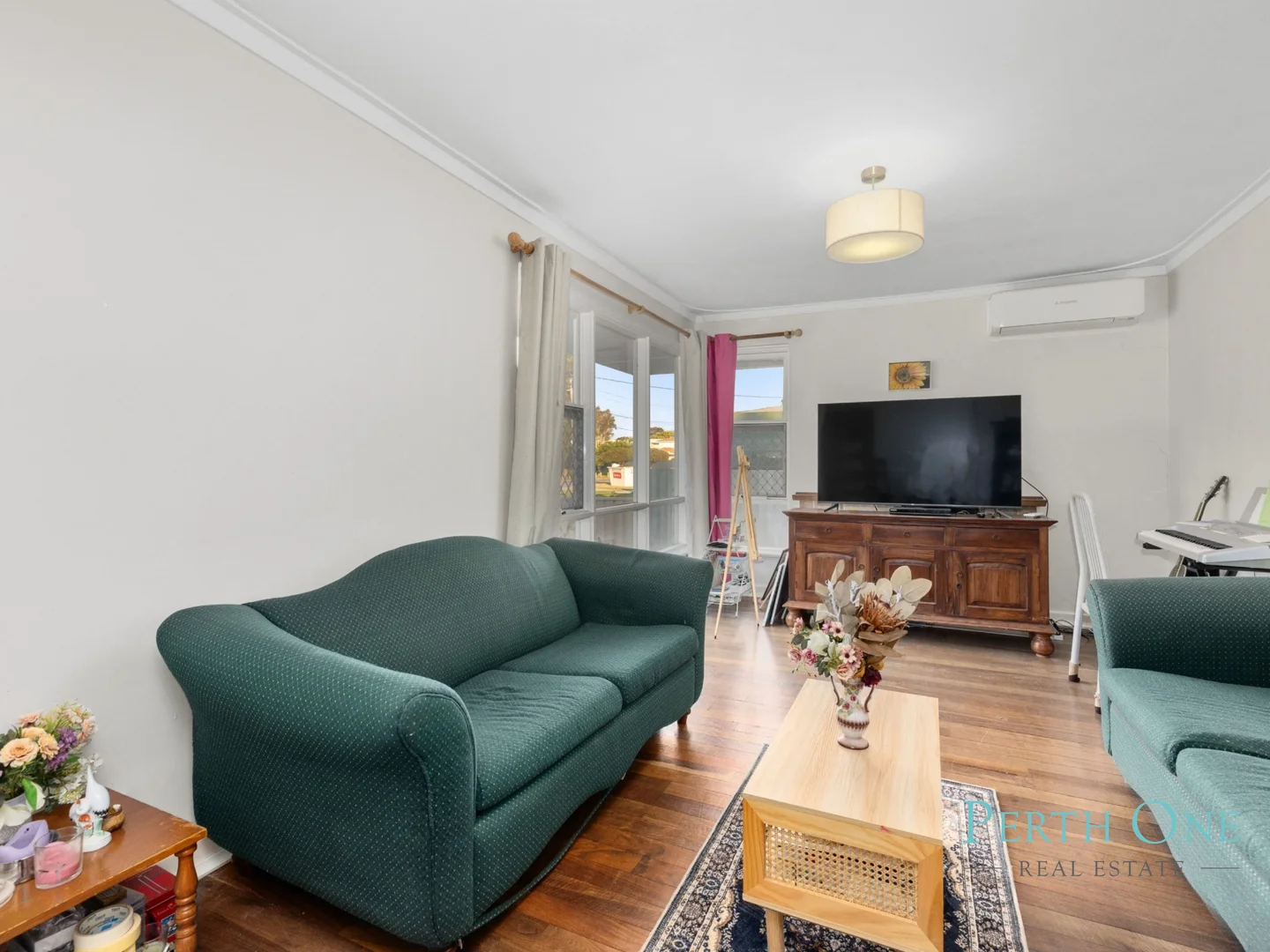 Primary image of 194 Fisher Street, Cloverdale WA 6105