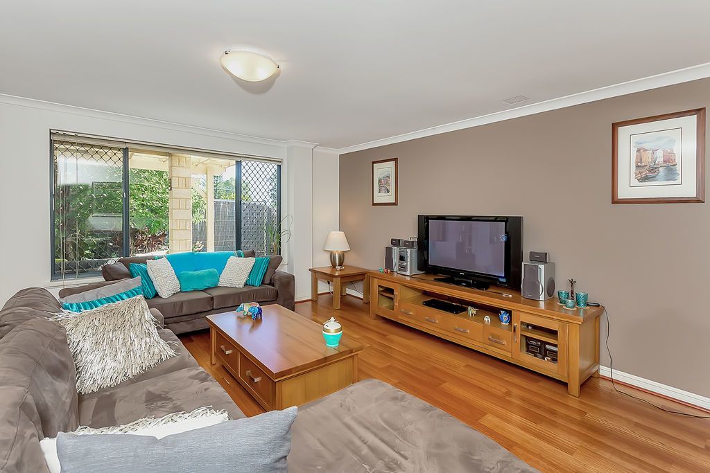 3 bedrooms Townhouse in Unit 5/5 Tyler St JOONDANNA WA, 6060