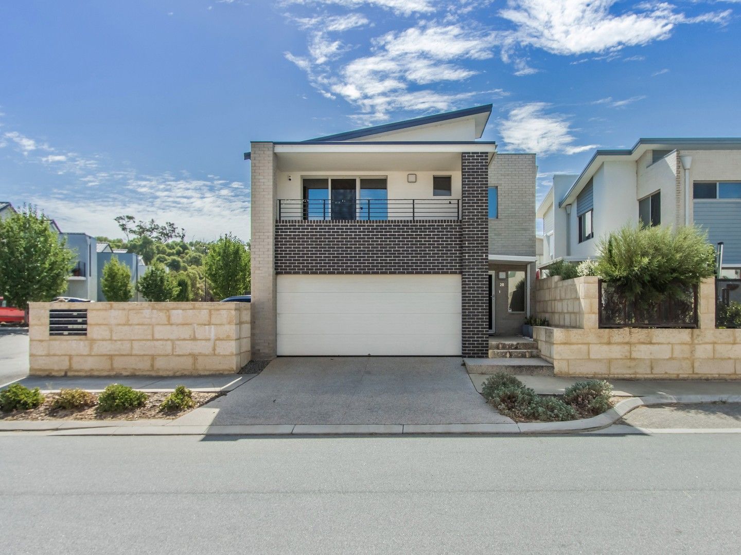 3 bedrooms House in 20/2 Louvre Way BALDIVIS WA, 6171
