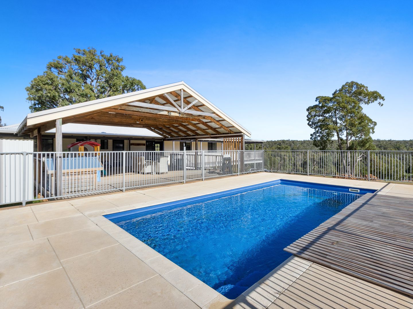 6 Honeybush Vista, Jarrahdale WA 6124, Image 1