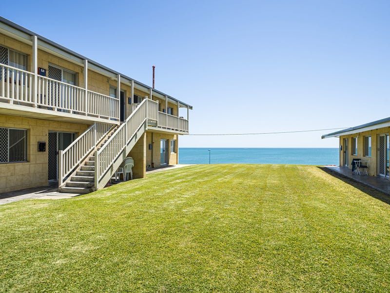 1 bedrooms Apartment / Unit / Flat in 5/31 West Coast Drive WATERMANS BAY WA, 6020